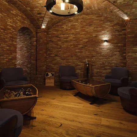 Kapitel 7 Boutique-hotel ホテル Raron