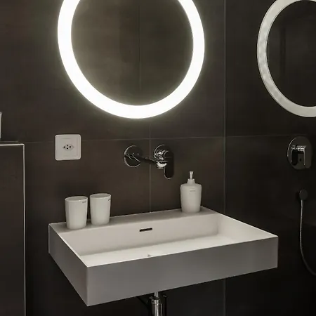 Kapitel 7 Boutique-hotel فندق Raron